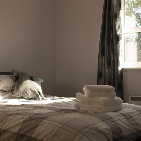 The Bell Apartment. Modern, Stylistic & Luxurious Falkirk Buitenkant foto