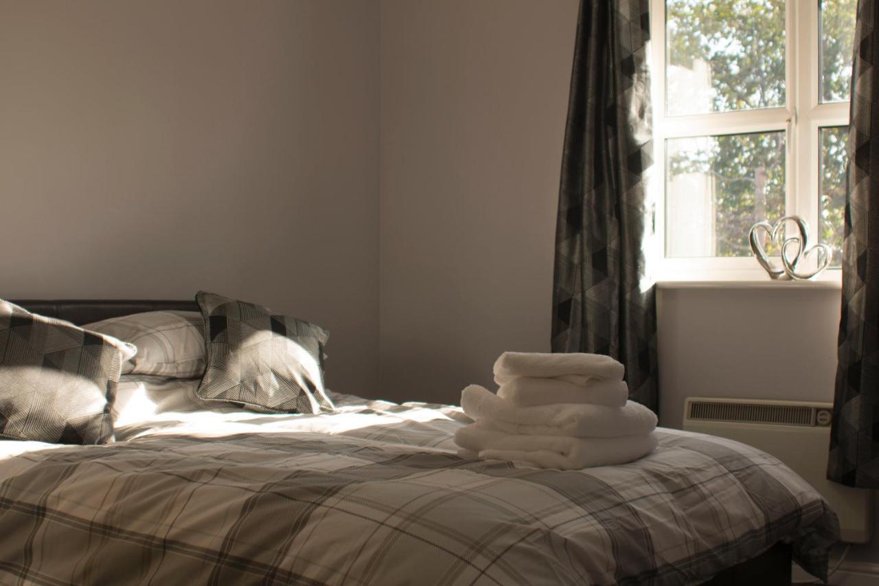 The Bell Apartment. Modern, Stylistic & Luxurious Falkirk Buitenkant foto