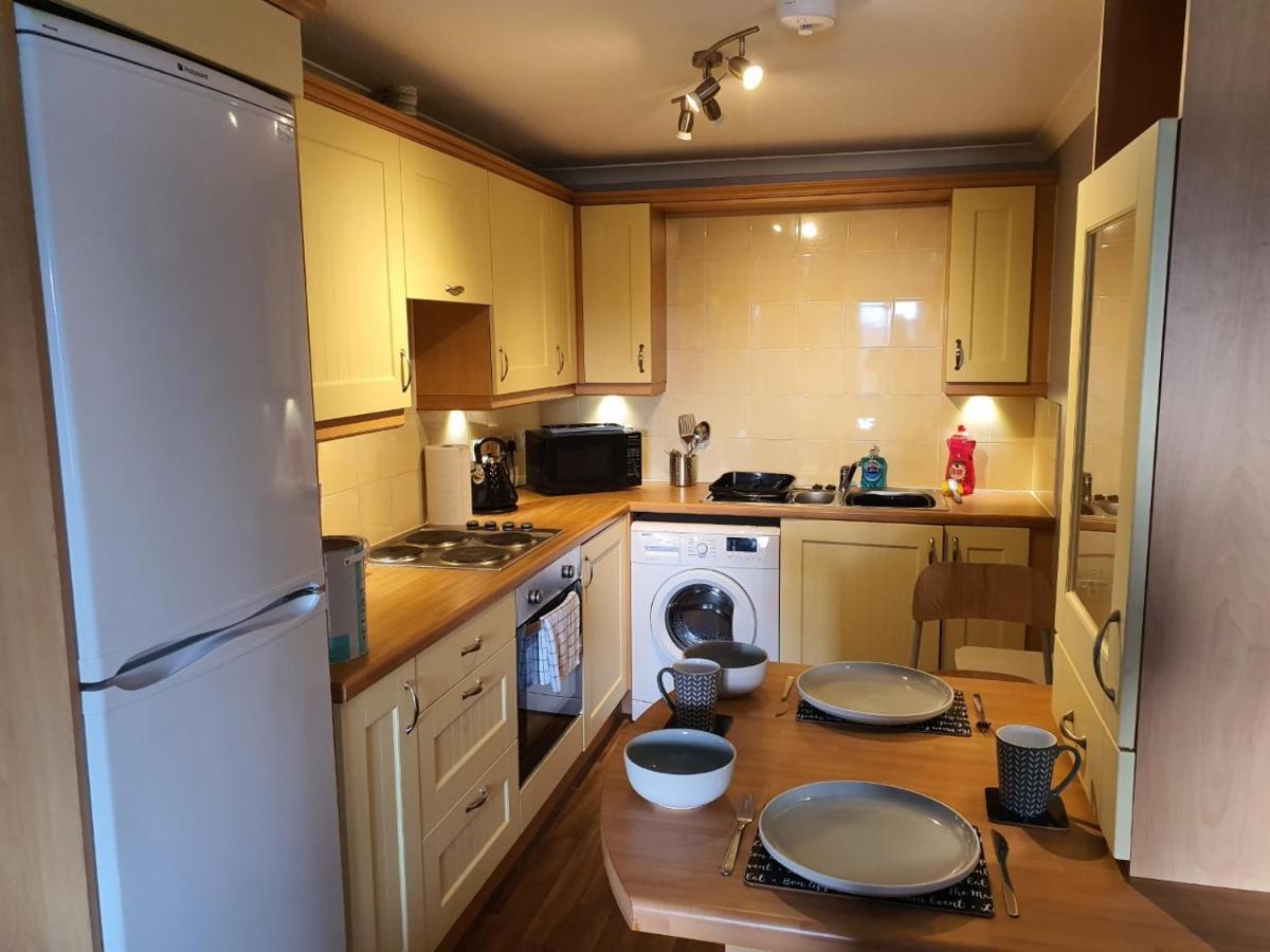 The Bell Apartment. Modern, Stylistic & Luxurious Falkirk Buitenkant foto